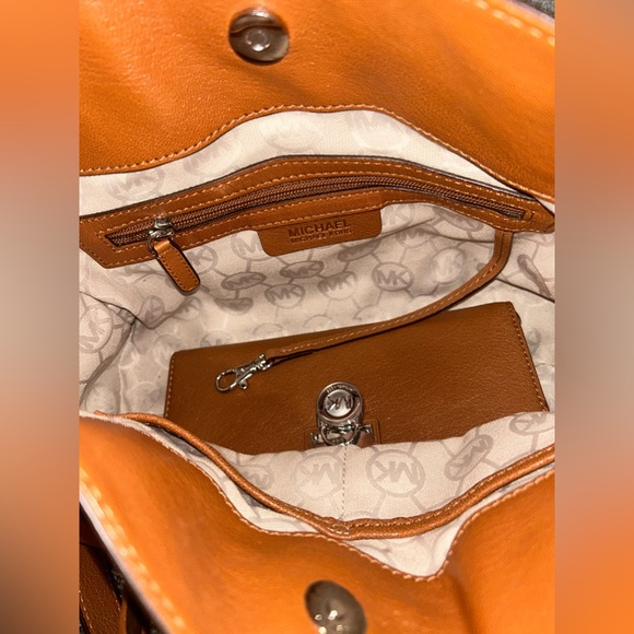 Michael Kors Handbag and Wallet - Picture 6 of 11